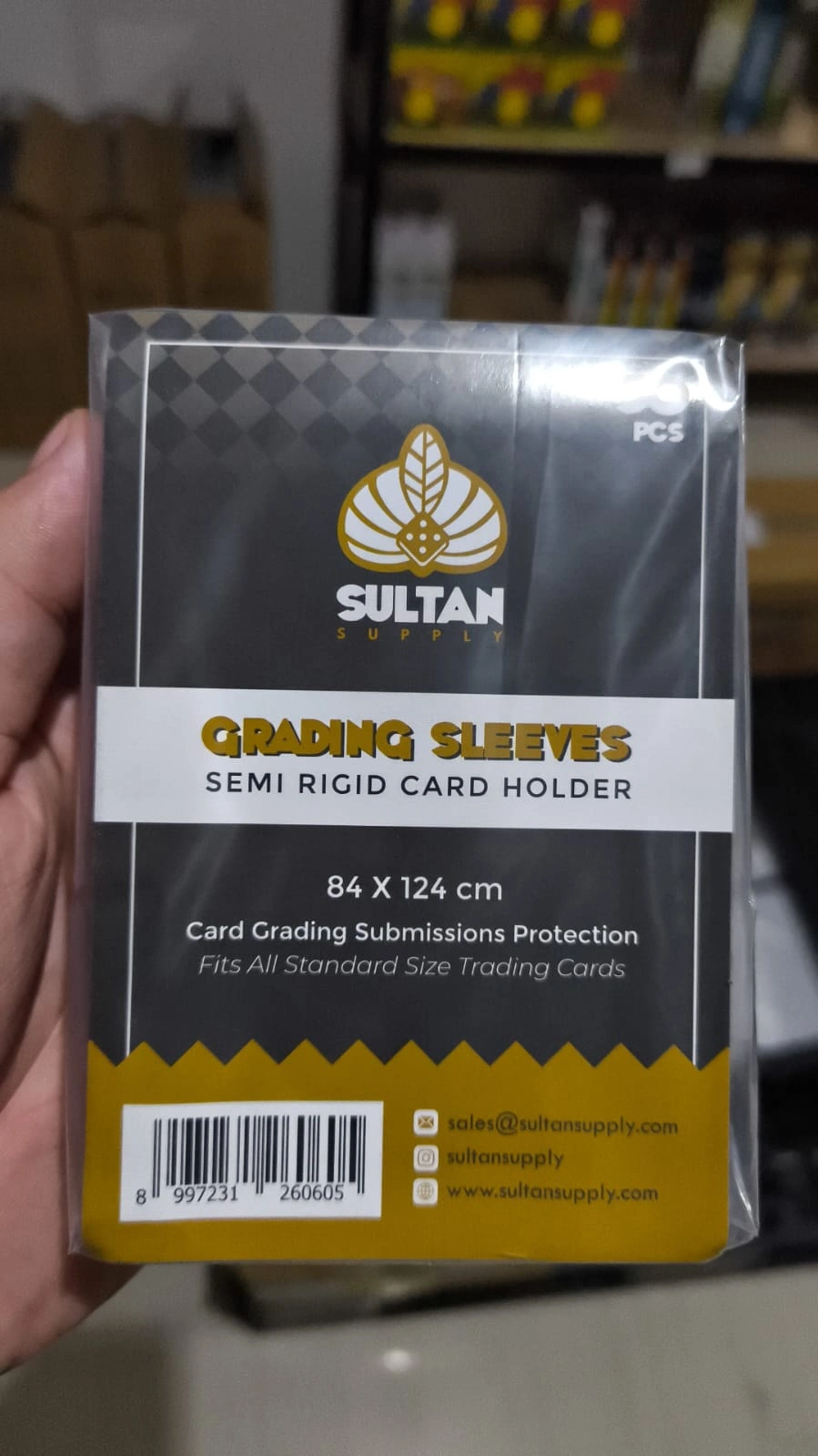 Upload image for Sultan Supply Semi Rigid Card Holder Grading Sleeve 84x124 mm